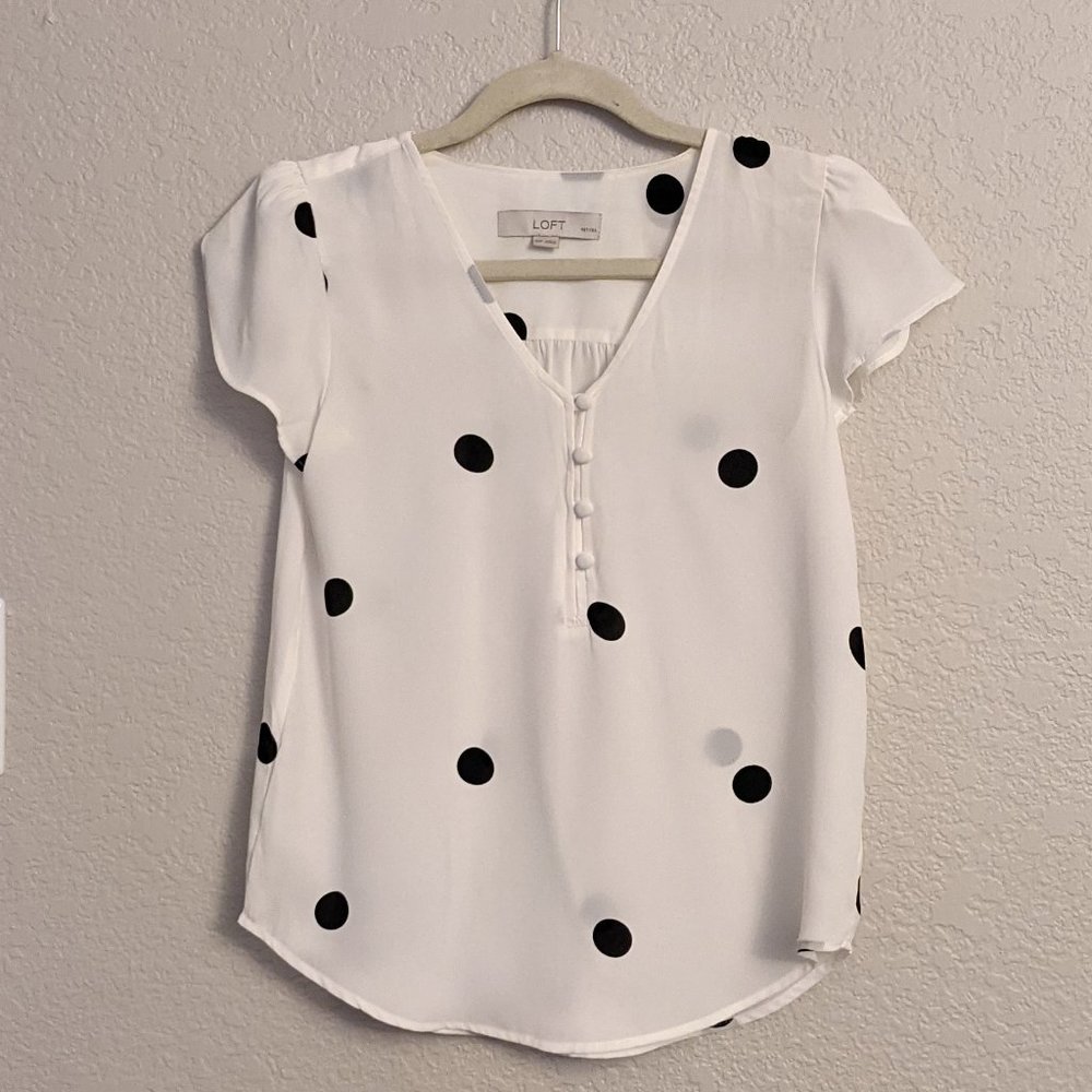 LOFT Petite Dot Buttoned Petal Sleeve Top
